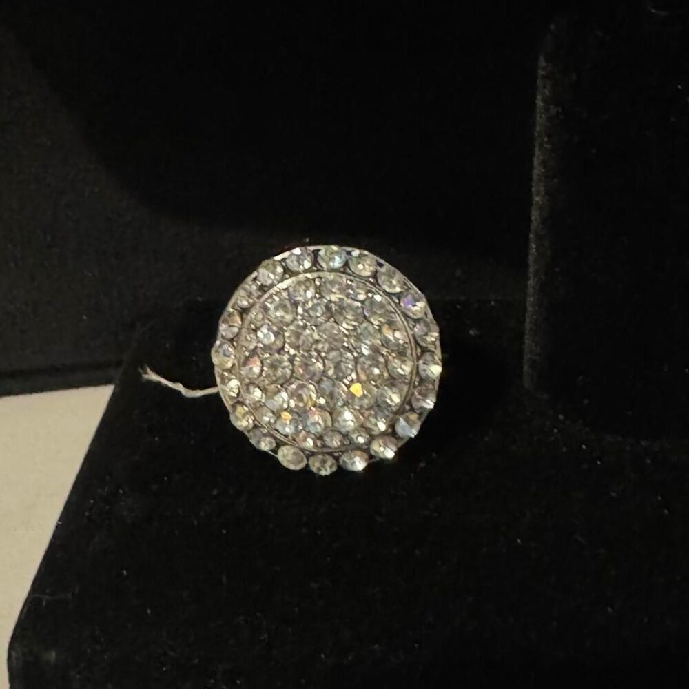 New-york-company ring